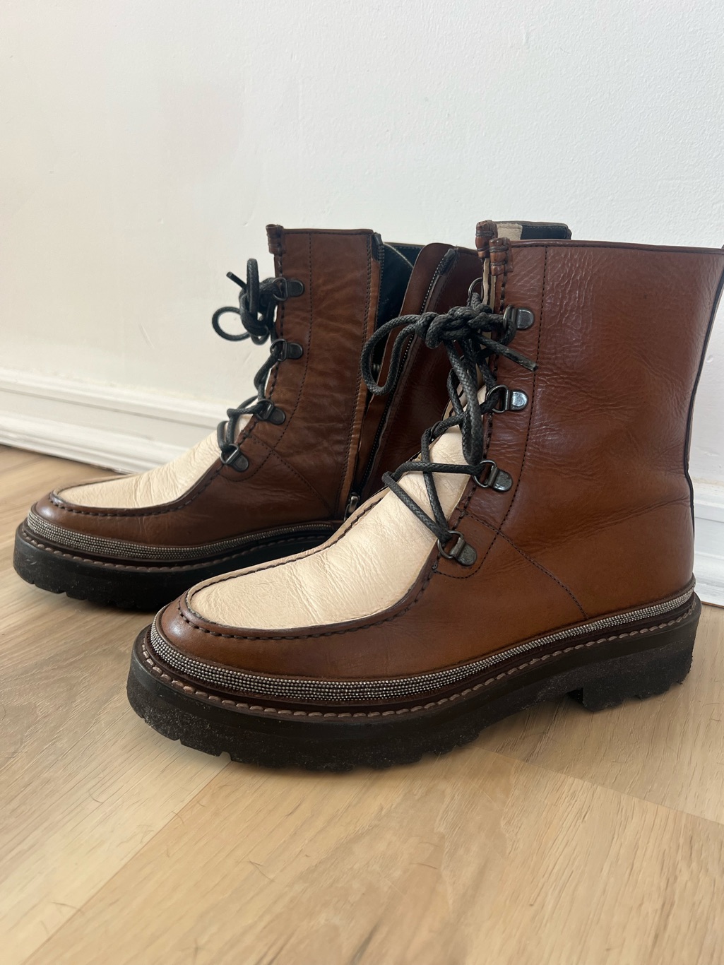 Brunello Cucinelli Brown Cream Leather Lace-Up Combat Boots Italy Size 38,5